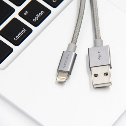Nevox Lightning USB Datenkabel MFi Nylon geflochten 1m Silbergrau